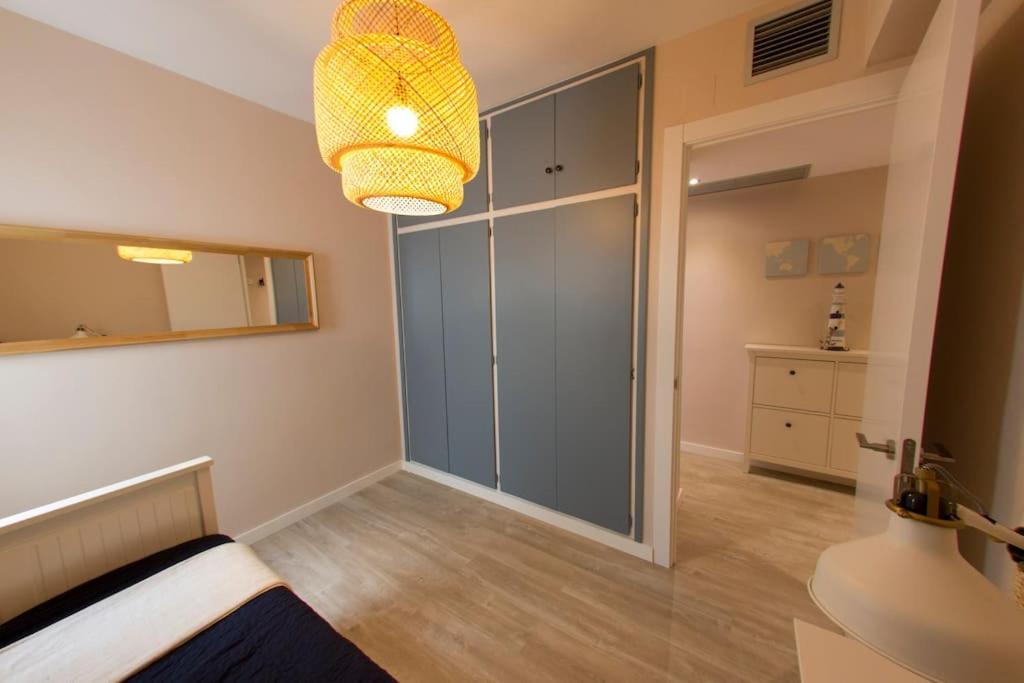 Lloret De Mar - Beachside Apartment - Free Parking - Limited Size Car מראה חיצוני תמונה